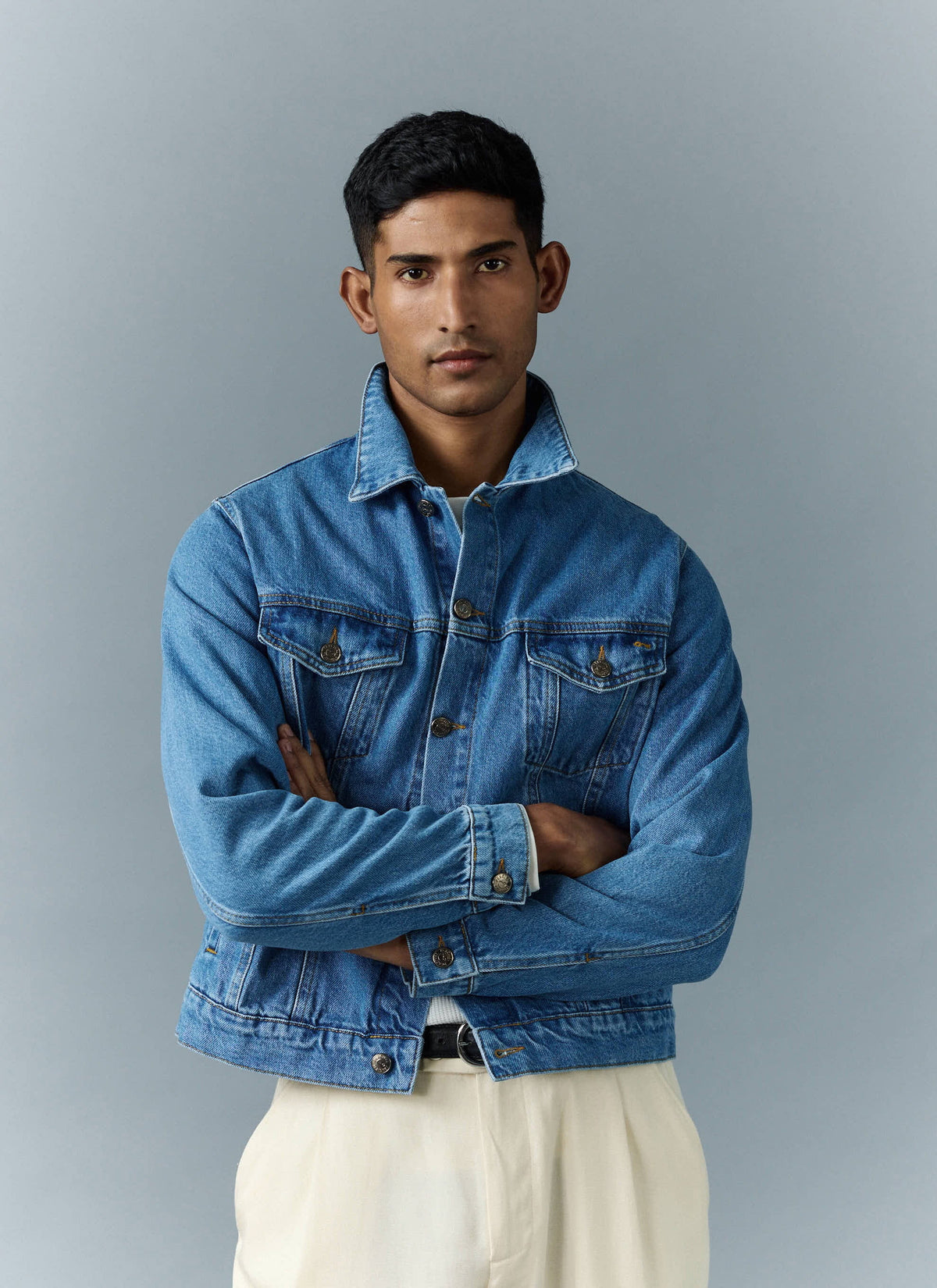 Men's Denim Trucker Jacket - Light Wash Blue | Percival Signature