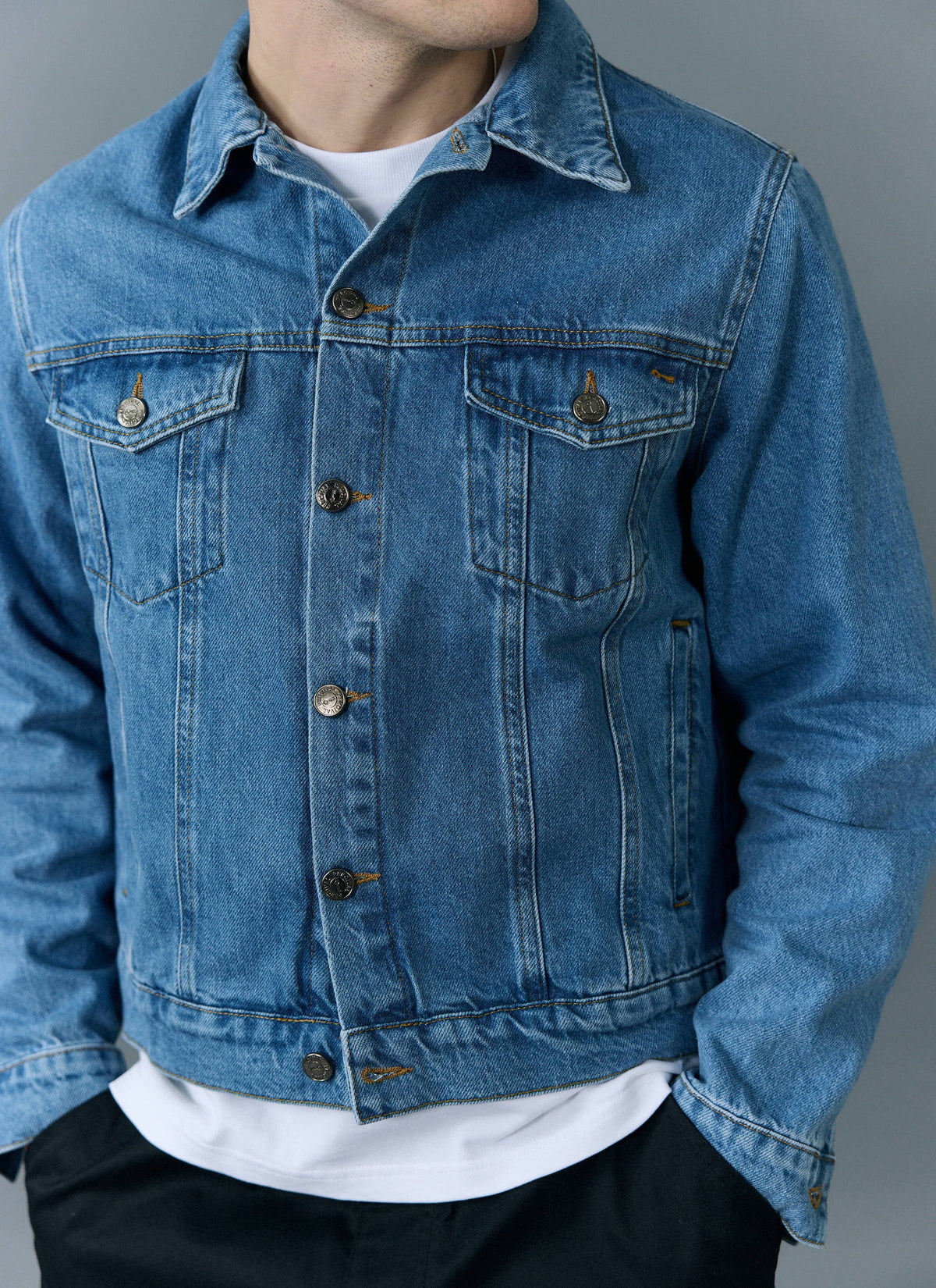 Men's Denim Trucker Jacket - Light Wash Blue | Percival Signature