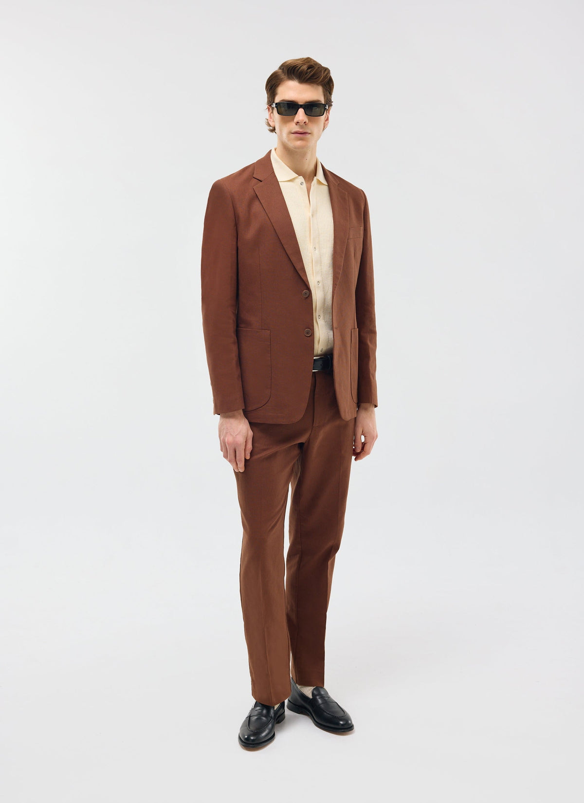 Men's Tailored Linen Trousers - Straight Leg - Brown | Percival Exclusive