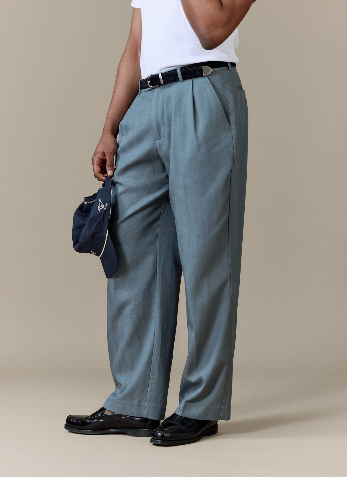 Men's Pleated Trousers - Relaxed Fit - Slate Blue - Lyocell | Percival Best Price