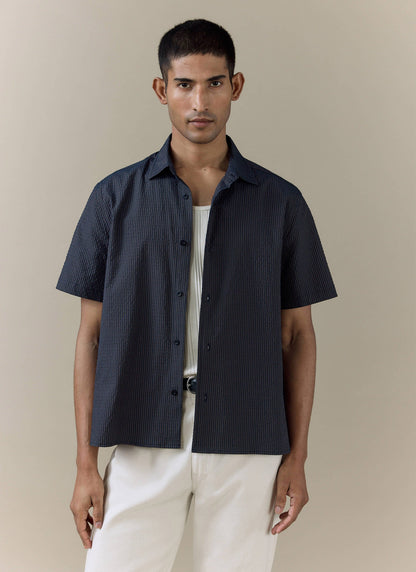 Men's Seersucker Boxy Shirt - Cotton - Navy Stripe | Percival Featured