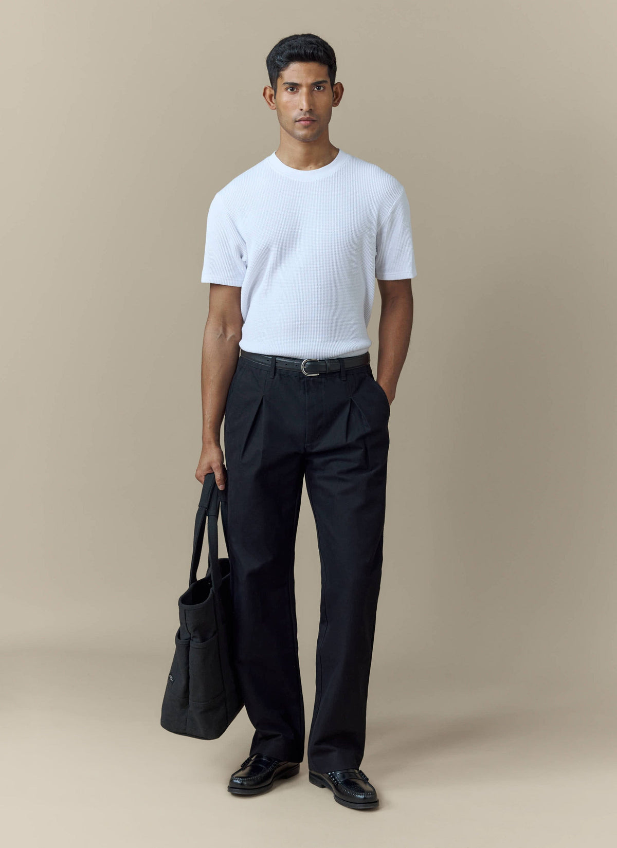 Men's Double Pleated Trousers - Seb - Straight Leg - Black | Percival Everyday