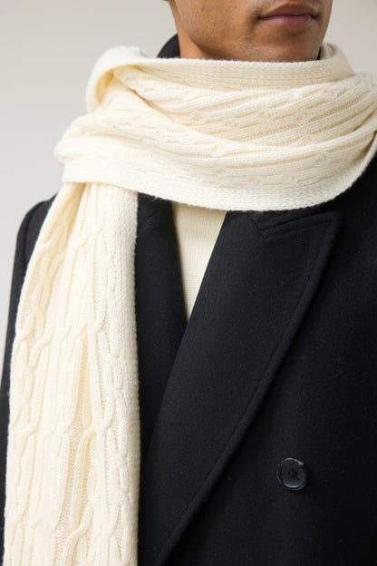 Men's Cable Knit Scarf - Wool - Ecru Cream | Percival Quality